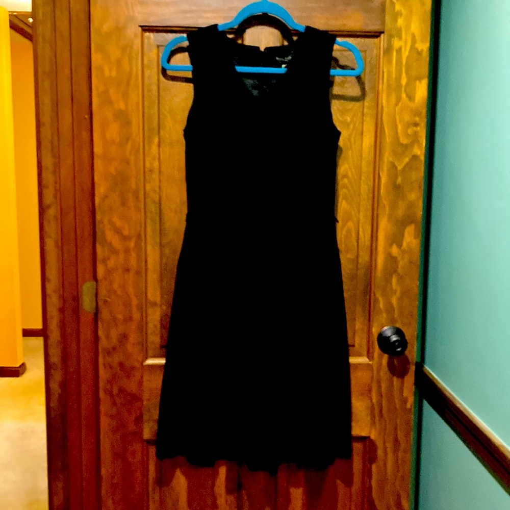 White House Black Market LBD Size 2 EUC